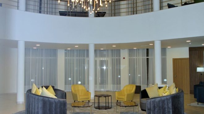 لماذا لا ينزل رجالات “الفاف” من عليائهم ويُقيمون في سيدي موسى؟