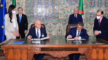 Algérie/Italie: Sonatrach et Eni signent un accord dans le domaine du Gaz