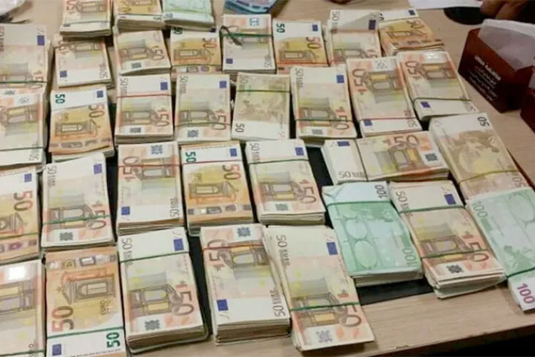 Anonymous Letter Exposes Currency Trafficking Operations to Lebanon