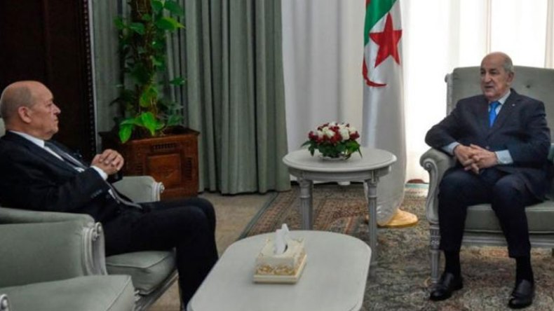 باريس تبحث عن بديل للغاز الروسي في الجزائر