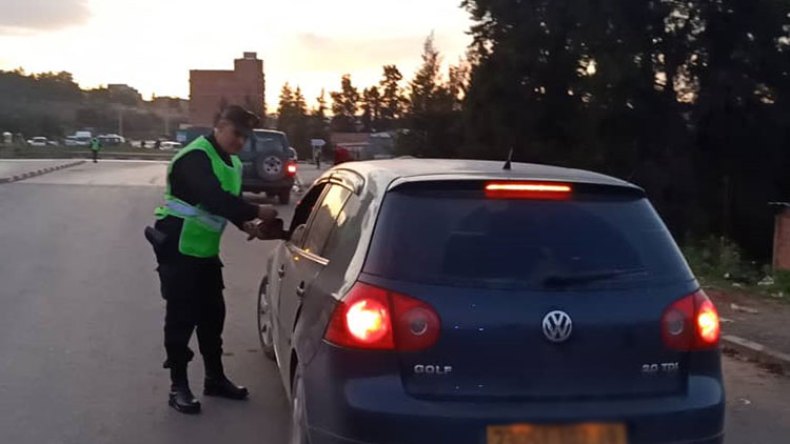 تعزيزات أمنية أمام المساجد والمقابر