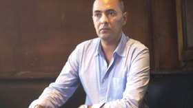 كمال داود والحنين إلى الجزائر الفرنسية