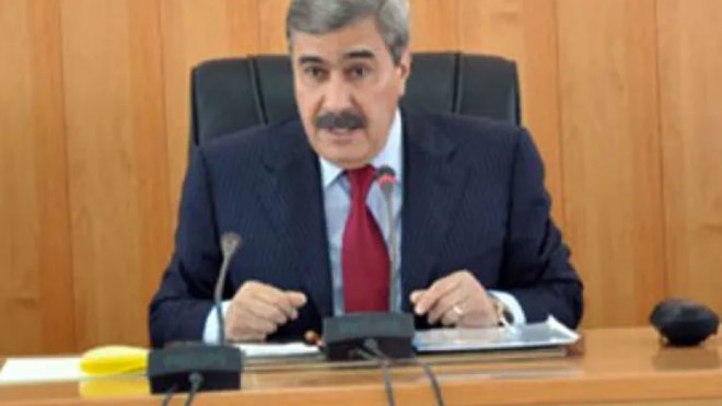 الإفراج عن الوالي السابق عز الدين مشري
