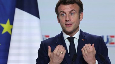 Macron Has A Historic Opportunity To Settle Sensitive Files With Algeria