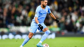 الإخفاقات تتوالى على رياض محرز في عام 2022