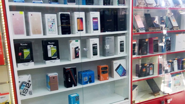 تراجع أسعار الهواتف النقالة بـ20 بالمئة