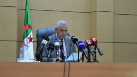 مراجعة قانون الوقاية من الفساد لمحاربة الظاهرة واسترداد الأموال المنهوبة