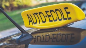 مدارس تعليم السياقة ترفض تطبيق دفتر الشروط الجديد