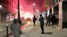 صور حول تظاهرات بباريس ضد غلاء المعيشة  تحدث جدلا