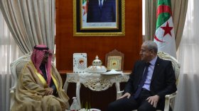 بن زيان يستقبل سفير السعودية لتعزيز التبادل العلمي بين البلدين