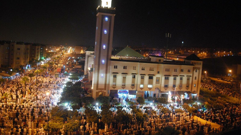 ما حقيقة هذه الصورة عن صلاة التراويح في المغرب؟