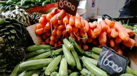 ارتفاع قياسي في أسعار الخضر والفواكه