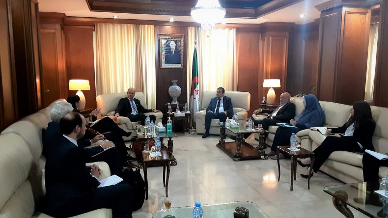 مباحثات جزائرية ألمانية حول مشاريع الهيدروجين الأخضر