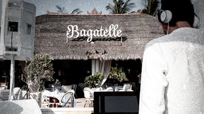 مطعم فرنسي في السعودية يمنع دخول المحجبات وإقامة الصلاة