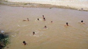 مع بداية موسم الحر.. البرك المائية تبتلع الطفولة