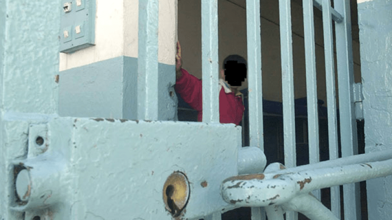 مطالب بتنفيذ عقوبة الإعدام.. وزير العدل يرد