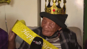 أكبر معمرة في العالم تكشف سر طول عمرها