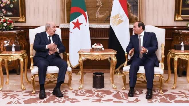 الرئيس تبون يتلقى مكالمة من نظيره المصري بمناسبة عيد الفطر