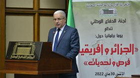 الجزائر ترفع الراية الحمراء ضد كل الانقلابات في أفريقيا