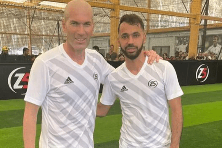 Après Belaïli, c’est au tour de Boulaya de rencontrer Zidane