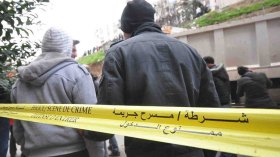 امرأة تنحر زوجها وتدفنه تحت صناديق النحل بتبسة