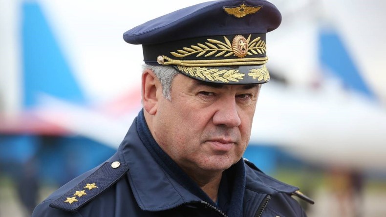 فيكتور بونداريف رئيس لجنة الدفاع والأمن بالبرلمان الروسي في زيارة للجزائر