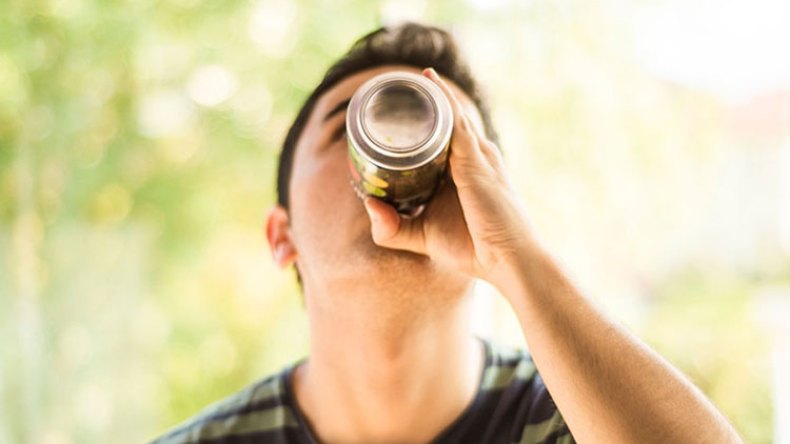 تهافت كبير للتلاميذ على مشروبات الطاقة