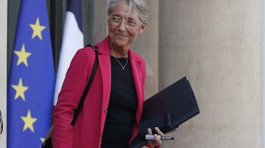 La Première ministre française démissionnera dans quelques jours si…