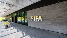 “الفيفا” تُعاقب الجزائر والمغرب ومصر وعديد منتخبات العالم