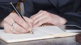 لا نية لاستبعاد المحضر القضائي من مهمته الأصلية