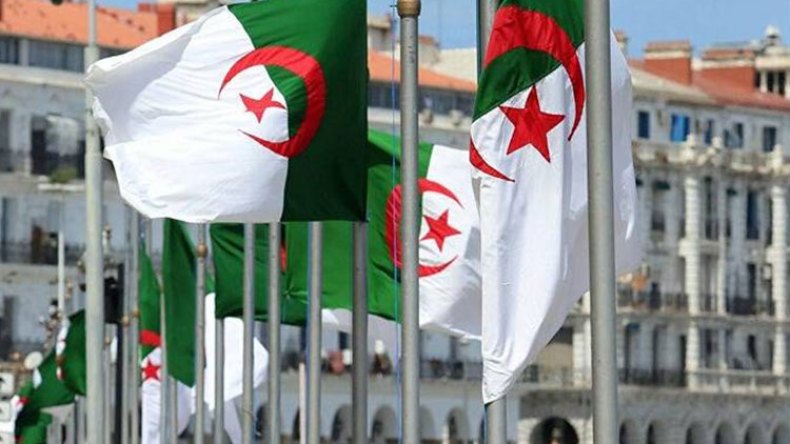 الأحزابُ التقليدية.. إكرامُ الميِّت دفنُه