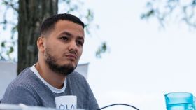 مرشح للتشريعيات من أصل جزائري يثير الجدل في فرنسا