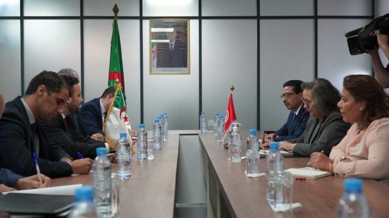 صندوق استثمار مشترك بين الجزائر وتونس لتمويل المؤسسات المصغرة