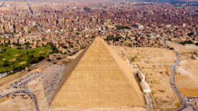 مشروع ضخم لاستكشاف هرم الجيزة الأكبر بالأشعة الكونية