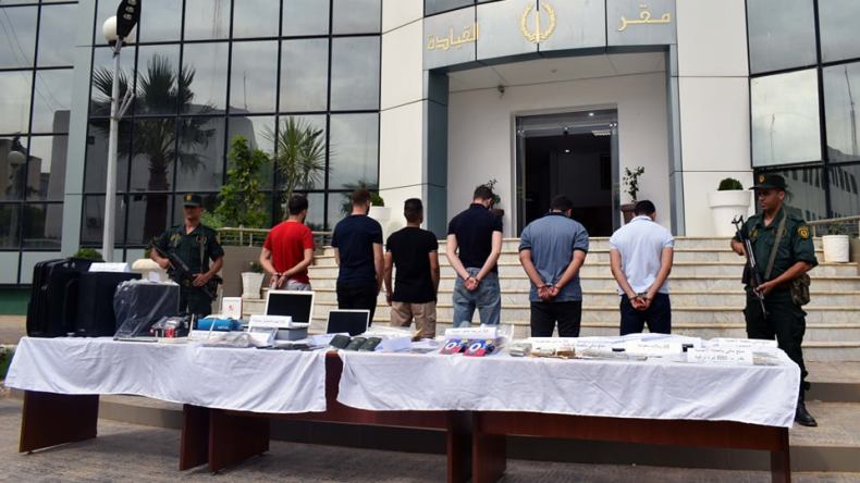 درك تيبازة يطيح بشبكة دولية تتاجر ببطاقات الدفع الإلكترونية