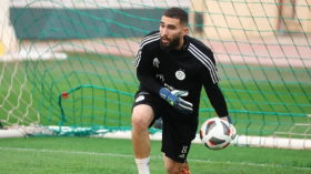 الحارس ماندريا مطالب بتغيير فريق للحفاظ على مكانته مع ” الخضر”