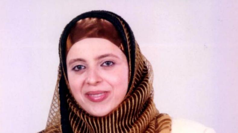 فنانة مصرية معتزلة تعبّر عن سعادتها لإلغاء مهرجان الجونة