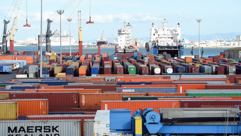 تراجع احتياطي تونس من العملة الصعبة إلى 3 أشهر من الاستيراد