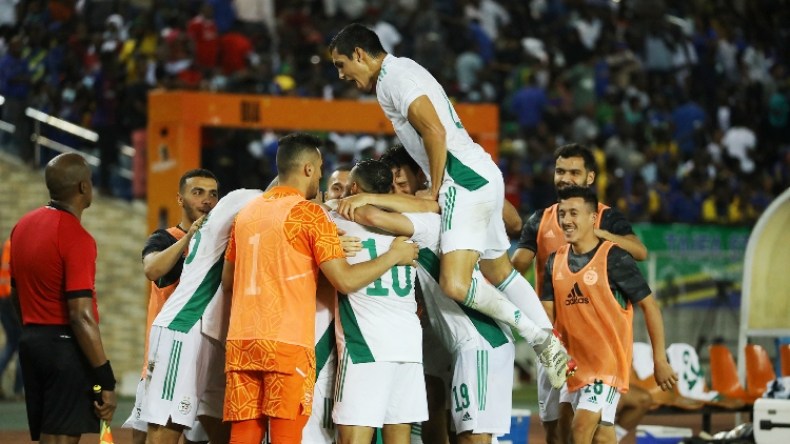 محاربو الصحراء يستعيدون شيئا من كبريائهم