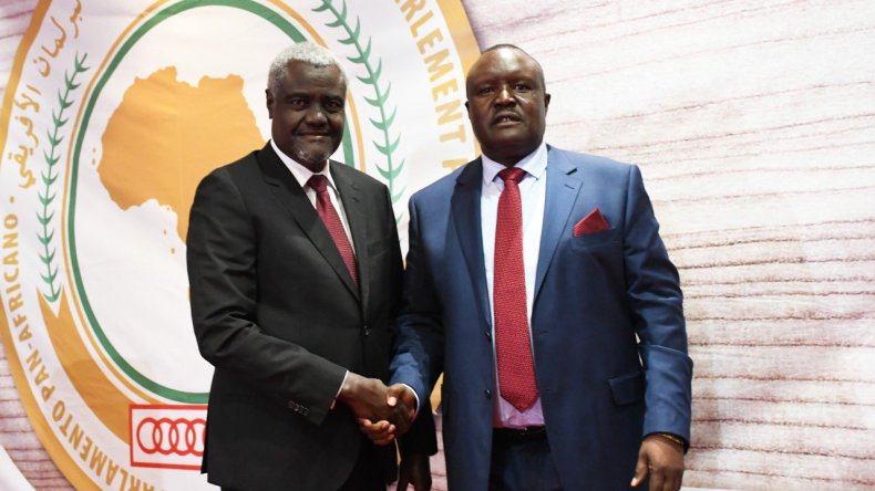 معركة طاحنة على رئاسة البرلمان الإفريقي تنتهي بهزيمة مدوية للنظام المغربي