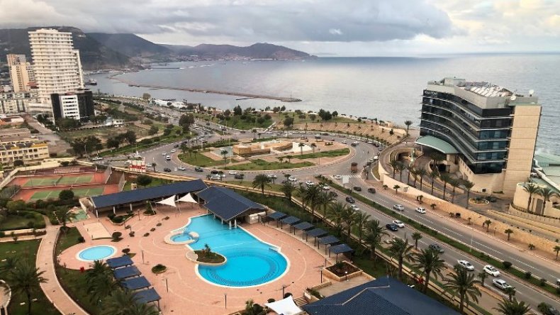 حفل افتتاح العرس المتوسّطي الوهراني وفنّان بِقامة “بلاوي الهواري”