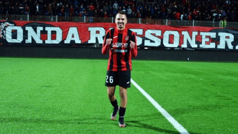 الوزير سبقاق يُعزّي في وفاة اللاعب الدولي “بن حمودة”