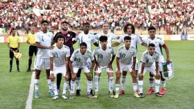 منتخب كرة القدم خارج السباق