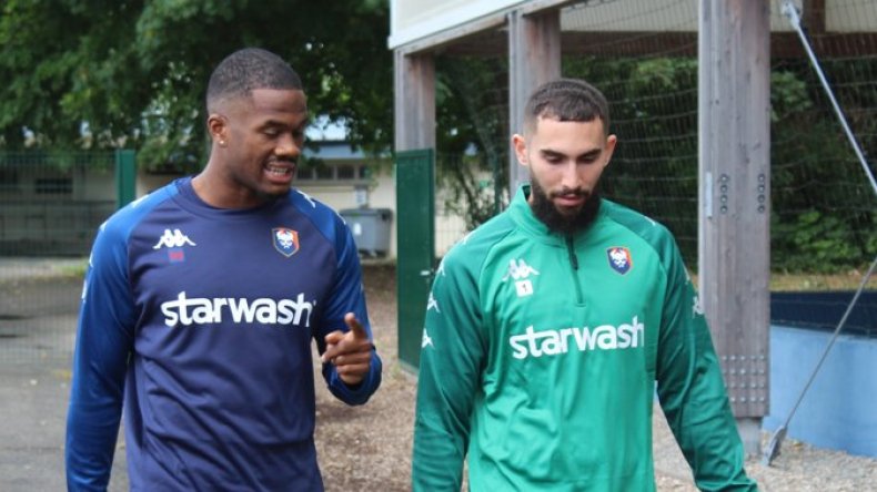 الحارس ماندريا يخوض أوّل حصّة تدريبية مع فريقه الجديد