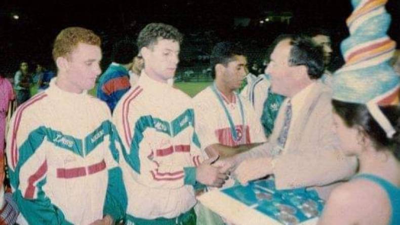 صورة وفيديو نادران عن فضّية “الخضر” في الألعاب المتوسّطية 1993