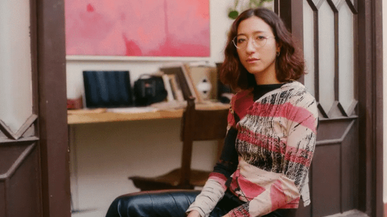 فنانة جزائرية من أم ماليزية تصنع الحدث ببريطانيا