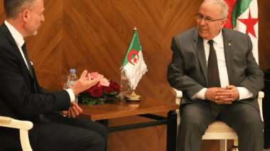 M. Lamamra reçoit le Directeur exécutif de l’Initiative de gestion de Crise