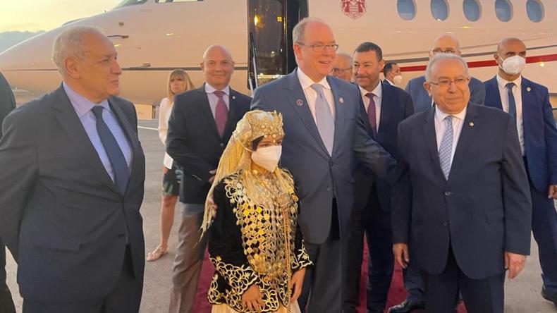 أمير موناكو يزور وهران