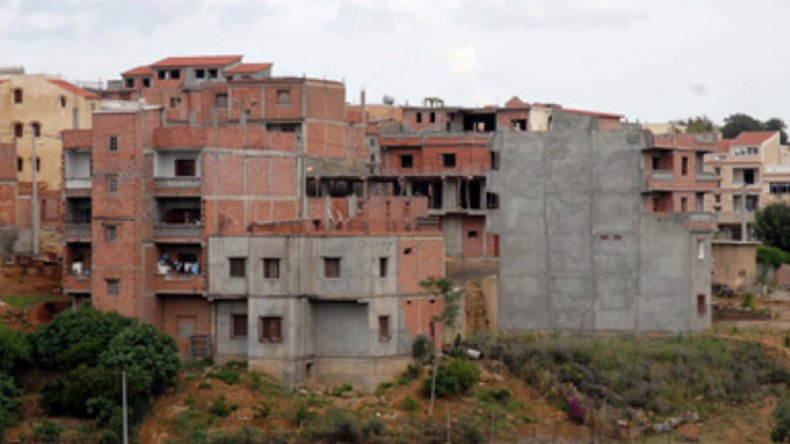 تأجيل ثالث لملف تبديد عقارات بوهران