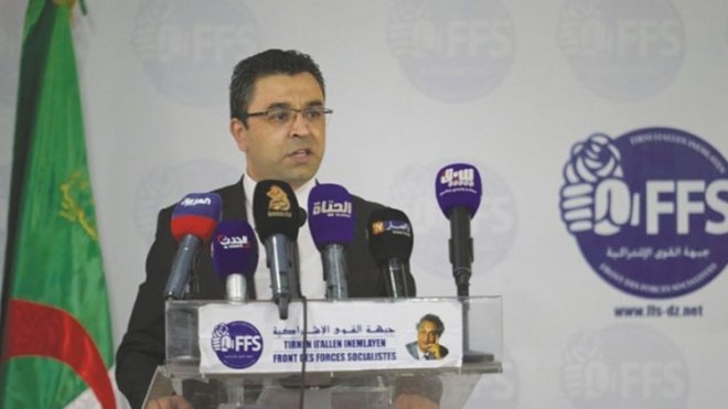 الأفافاس: على السياسيين التحلي بالمسؤولية لحماية البلاد
